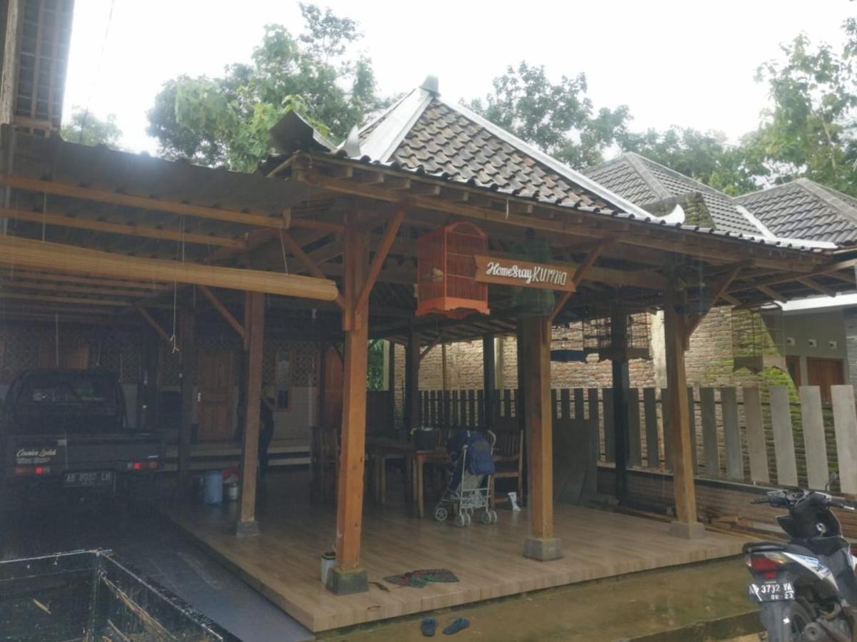 Homestay Kurnia Bantul Exterior photo